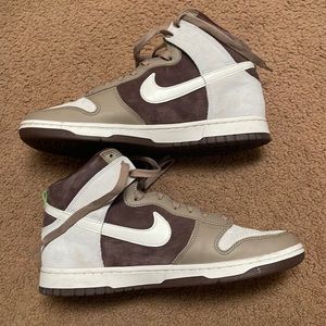 Nike Dunk High ‘Light Chocolate’